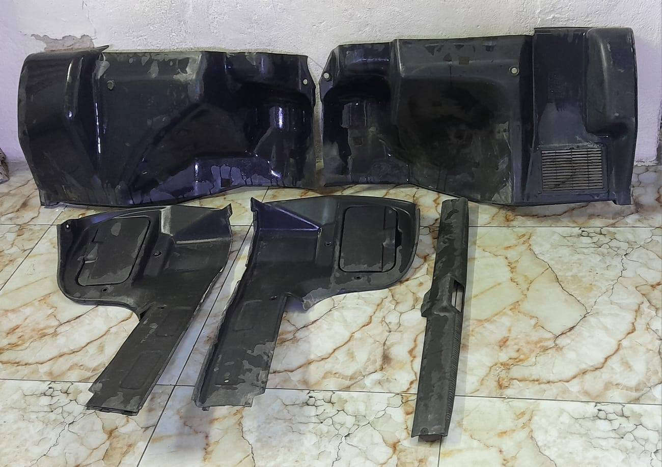 للبيع غراض سوناتا 2 موديل ٩٤ ( تسقيط )
البلاستكات مال تكم الداخليه مال احزمه ومال الاماميه ومال خلفيه ومال تكم الارضيه كامله ...  مع تنت القماره مع مصباح القماره ..

التغليف مال صندوق الجنطه كامل  ...

نيكلات مال دواسات الارضيه من باب السايق لل باب الخلفي عدد ٢ ..

تنته خلفيه مال سماعات مع سماعات خلفيه .  

استفسار الاتصال واتس اب  

***********

بغداد / الكرخ
