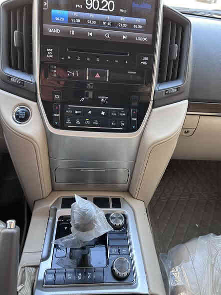 تويوتا لاندكروز 2021   رقم اربيل الجديد باسمي  ماشيه 49 الف كيلو 

‏‎المواصفات
‏‎سلايد
كراسي جلد  
 3 شاشات 
‏‎كراسي ثنين كهرباء 
‏‎تشغيل عن بعد اصلي
‏‎شاشة اصلية 
مري قلاب
‏‎تحكم ستيرن 
‏‎دبل ماوس
‏‎انارة ترحيب 
‏‎ثلاجة
فوريل 
‏‎حساس امامي+خلفي
‏‎مري شفط +قلاب 
‏‎اشارة بالمري
شاشه اعطال 
بوصله 
وباقي المواصفات المعروفه

سياره حيل جديده اي نقص مابيه كير محرك بلادي  
السيارة في كربلاء

سعر 53000 الف 
للاتصال ***********
