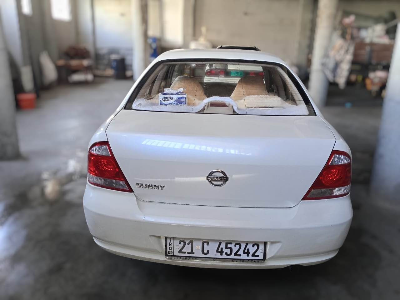 نيسان سەنی ٢٠١٠ كۆری
گێڕ  ‌ئۆتۆماتیك
سەنەوی بەناوی خۆمەوەیە و تا  ٢٠٢٧ بەسەرناچێت
 ناوزەردو دوو جام کارەبایی بۆیاغی نیە تەنها چەمەلاغێكی دواوەی تۆزە ساردیەكی  هەیە  
سعری ٩٩ گە ڵا و کە مێک مە جال
***********
شوێن / قەڵادزێ بشدار, السليمانية
