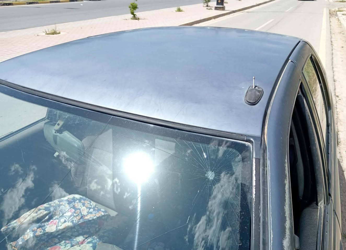 السلام عليكم
نيسان صني ١٩٩١
فول عادي
محرك حجم ١٤
كير و محرك كصه
السيارة باسمي
بيع و تحويل فقط
كابون بنزين
السعر ٣٠ و قفل ٢٨
غير متواجد على الفيس
***********
