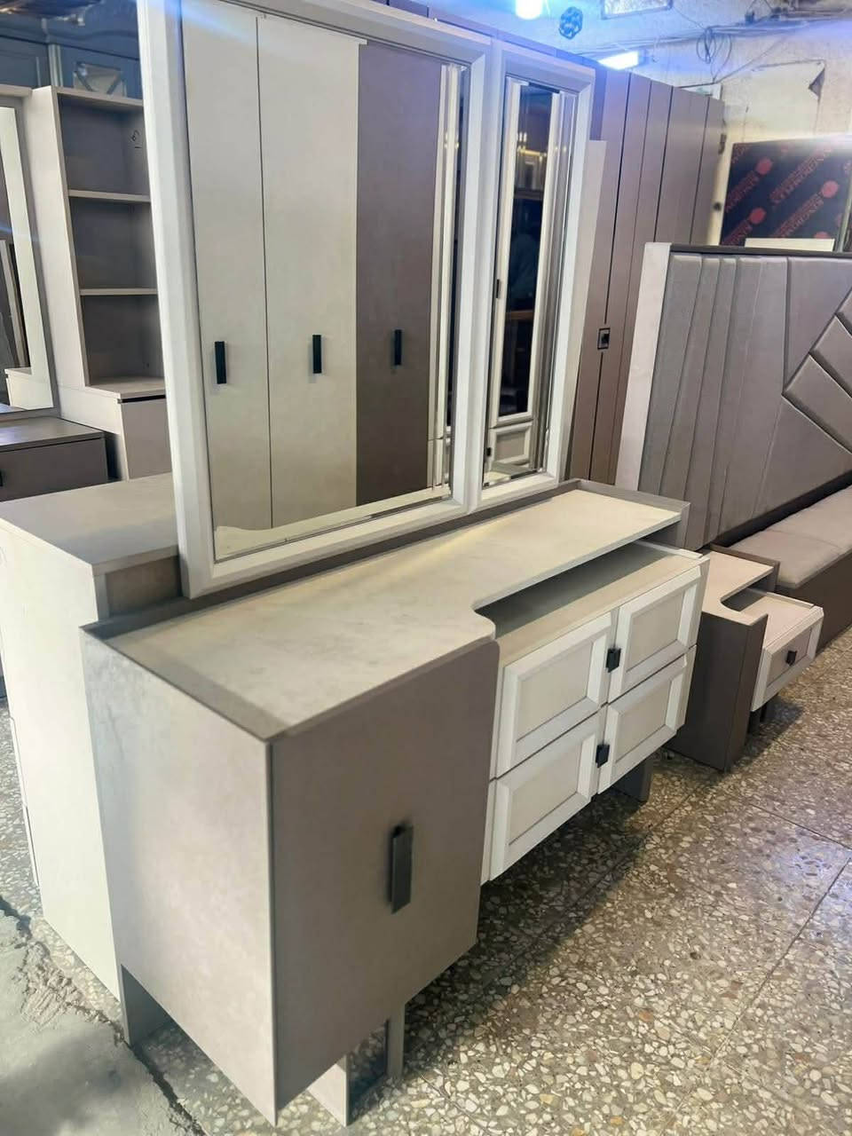 خاص


**إذا كنت صاحب هذا الإعلان وتريد حذفه لأي سبب، رجاءا أرسل رسالة إلى الدعم الفني**