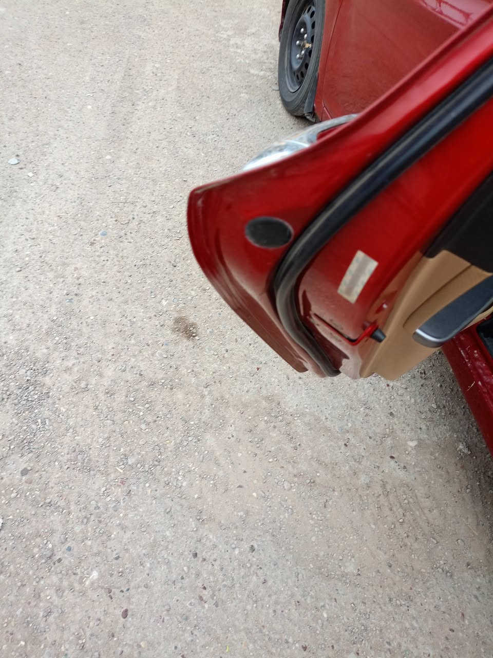 السلام عليكم النتره 12فول عده البصمه لون 🍒 كرزي احمر وارد امريكي رقم بغداد انكليزي  بسمي السعر 99بيها مجال 
صبغ حزام لبل واحد عدا البنيد بيها الجاملغ الايسر نفسه راجع
*********** بي وات ساب
