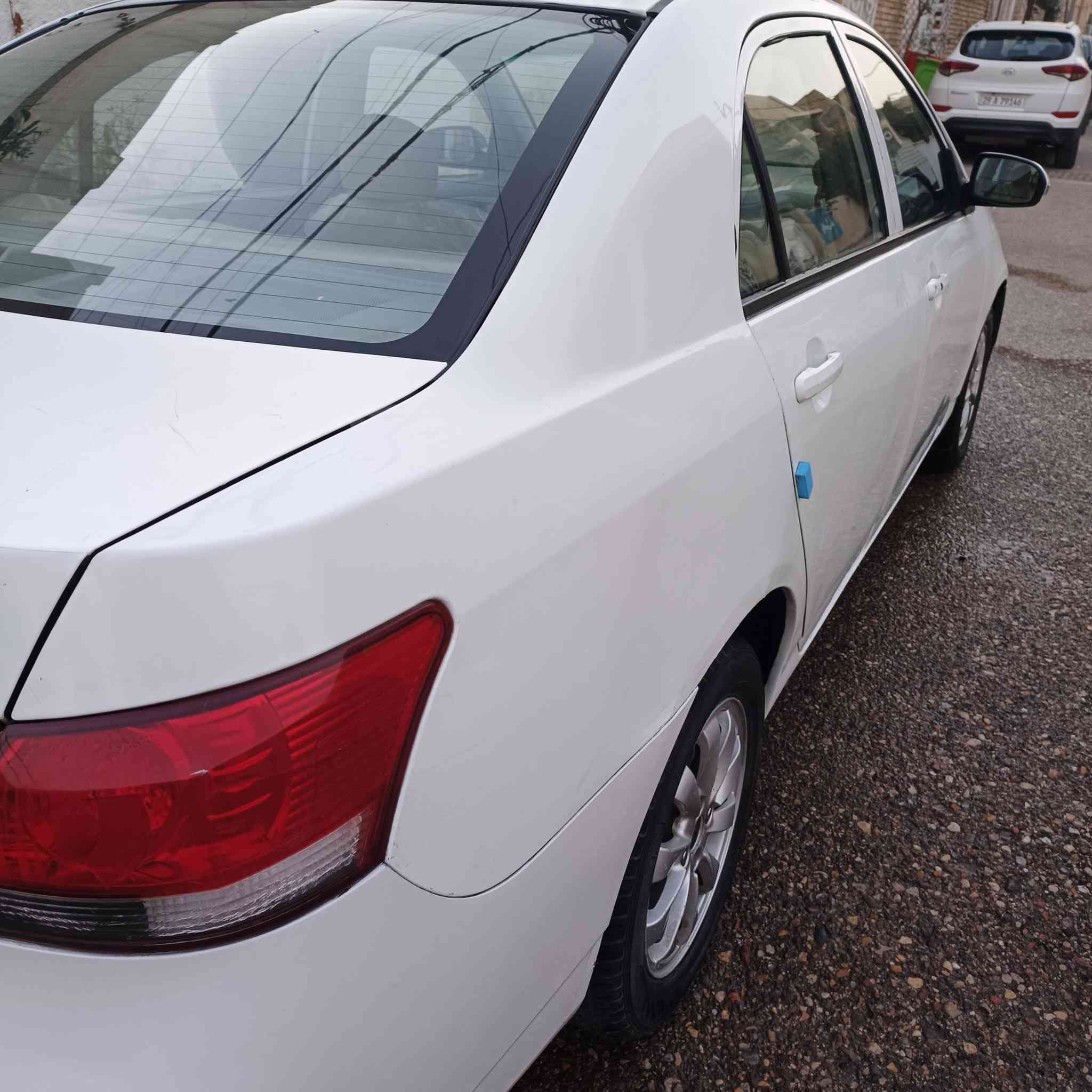 (السلام عليكم)
بي واي دي G3 موديل 2013 كير ومحرك بلاد مكفول اوتوو 
كهربائيات شغاله 
رقم بغداد انكليزي بأسمي تحويل ثاني يوم 
بصمه اشاير بلمري حداديه باتري جديد  تخم تاير جديد
لاضربه لاصبغ بس الهلات الخلفيه معمره        السعر : 58  وبيها مجال بسيط
مكاني واسط ( الكوت)
للأستفسار الأتصال : ***********
واتساب : ***********
