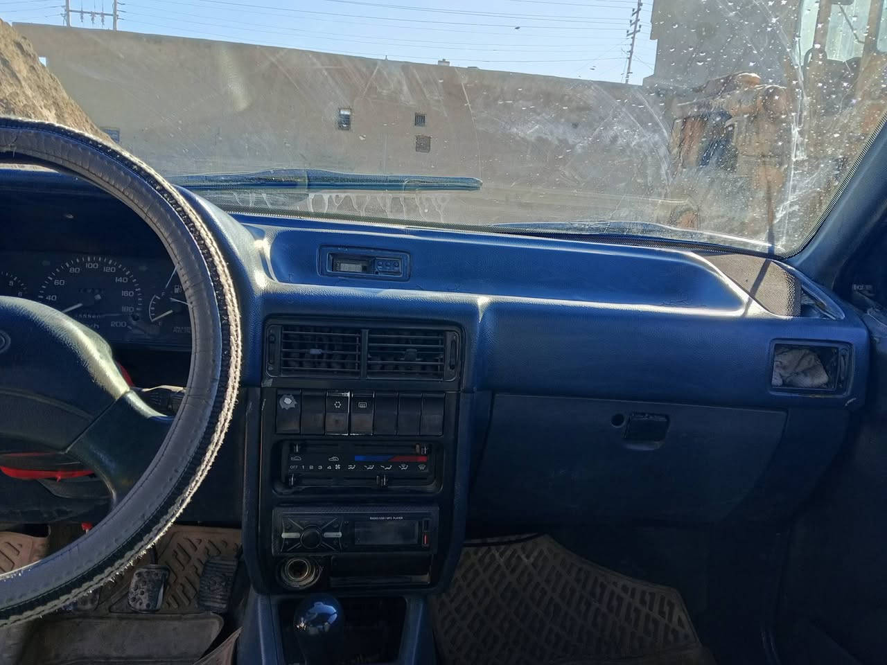 السلام عليكم سياره اكسلا للبيع مكفوله كفاله عامه من الخياس والصبغ والسعر جداً مناسب 17 ورقه وبيها مجال العنوان ديالى الخالص هبهب للستفسار الاتصال على الرقم ***********
