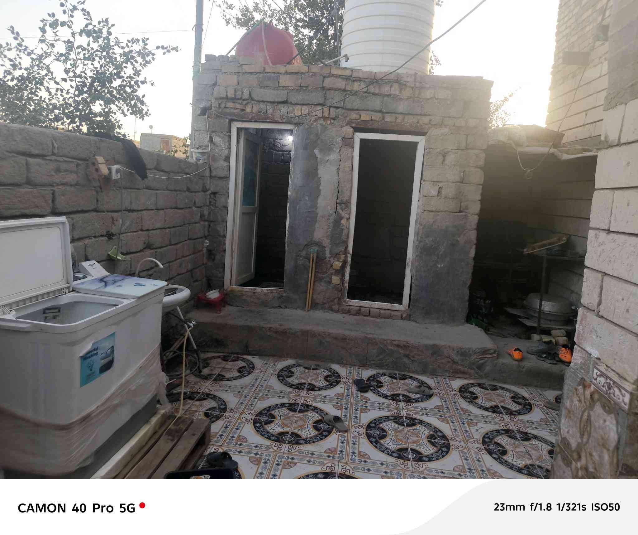 بيوت هيكل مساحة ٢٦٠ عمه بيت مساحة ٤٠٠ متر خدمات ماء كهرباء شارع مجاري ناحية فضليه حي بيطره وره مجمع السراميك سعر كلي ٧٠ وبي مجال وتصال عله رقم *********** وتصال عله واتساب
