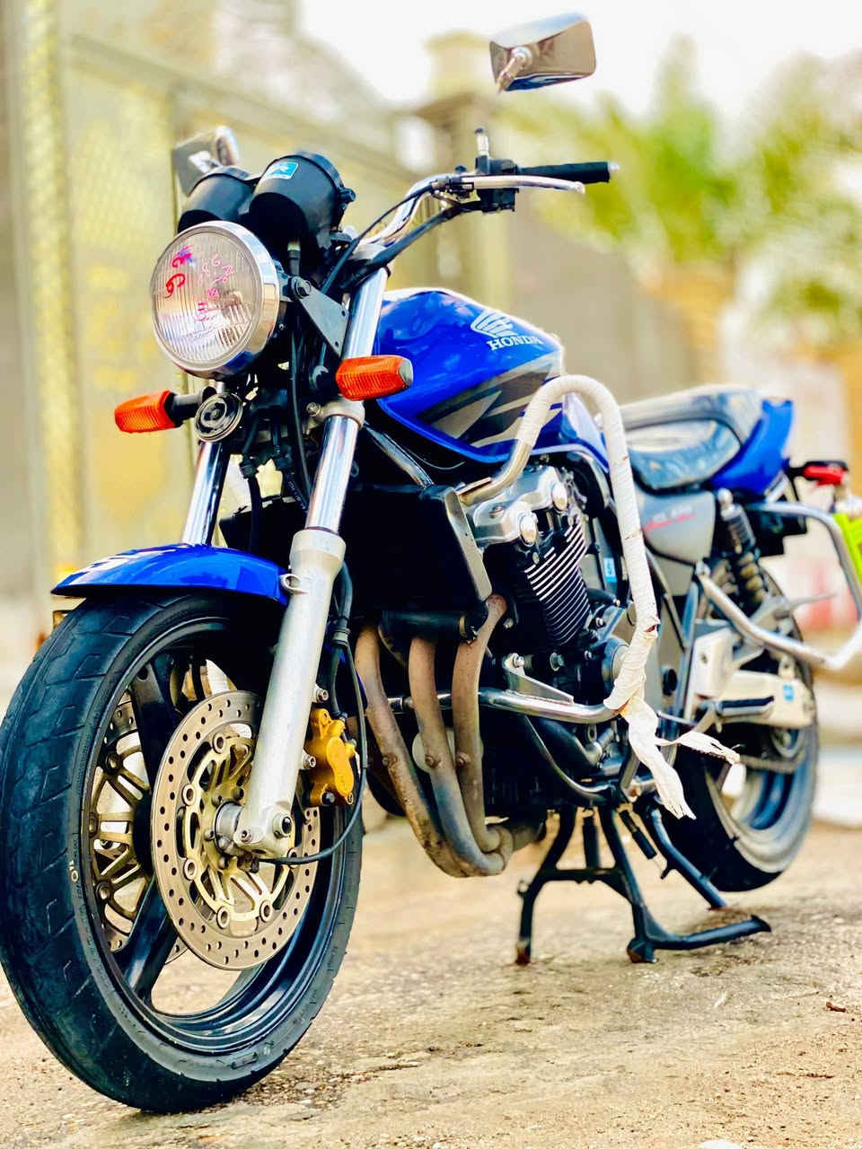 سلام عليكم دراجه cb400جيل ثاني رمبه استخدام كلش قليل مكفوله اي استفسار بخصوص السعر اتصل وخدمتك***********
عنواني ميسان

