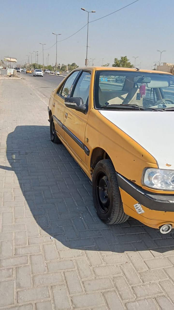 السلام عليكم
بيجو لميس  موديل 2015 للبيع بسعره 28 ورقة وبيه مجال 
سيارة حلو تبريد وكير خير من الله بس المكينه بيه تبخير 
مصفره هيئه وعليه غرامه بس 100 الف  السيارة حلو 
كهربائيات شغاله رقم بغداد انكليزي بسمي تحويل مباشر ثاني يوم 
خذا رقم الهاتف خابرتي وتدلل ***********
