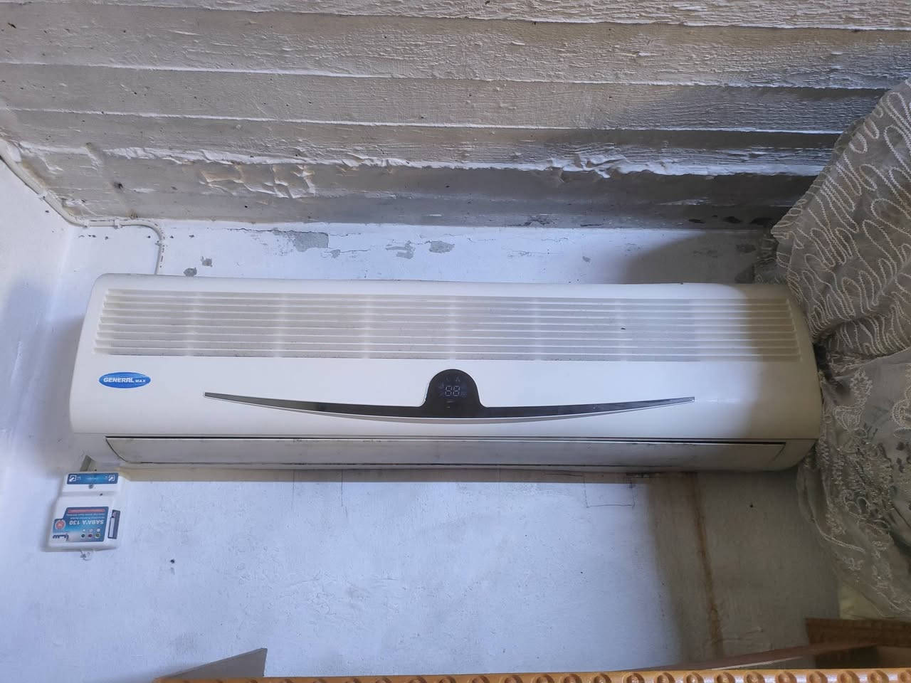 سبلت جنرال للبيع منقص غاز فقط شرط  

ادفع بما يرضي الله 

رقم المبايل *********** 

موصل حي القدس
