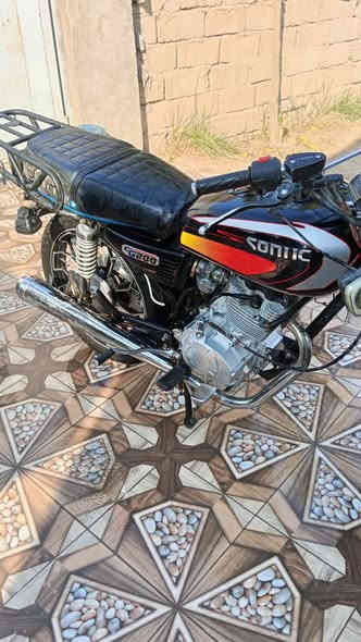 سلام عليكم  دراجه سافان سونك موديل 2024دراجه خير من الله  سعر  650 وبيها مجال لشراي  رقم التلفون *********** لشراي فقط
