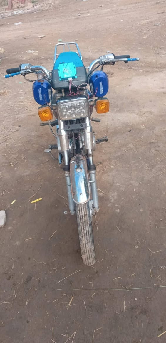 سلام عليكم درجه للبيع كلك 250 ***********
