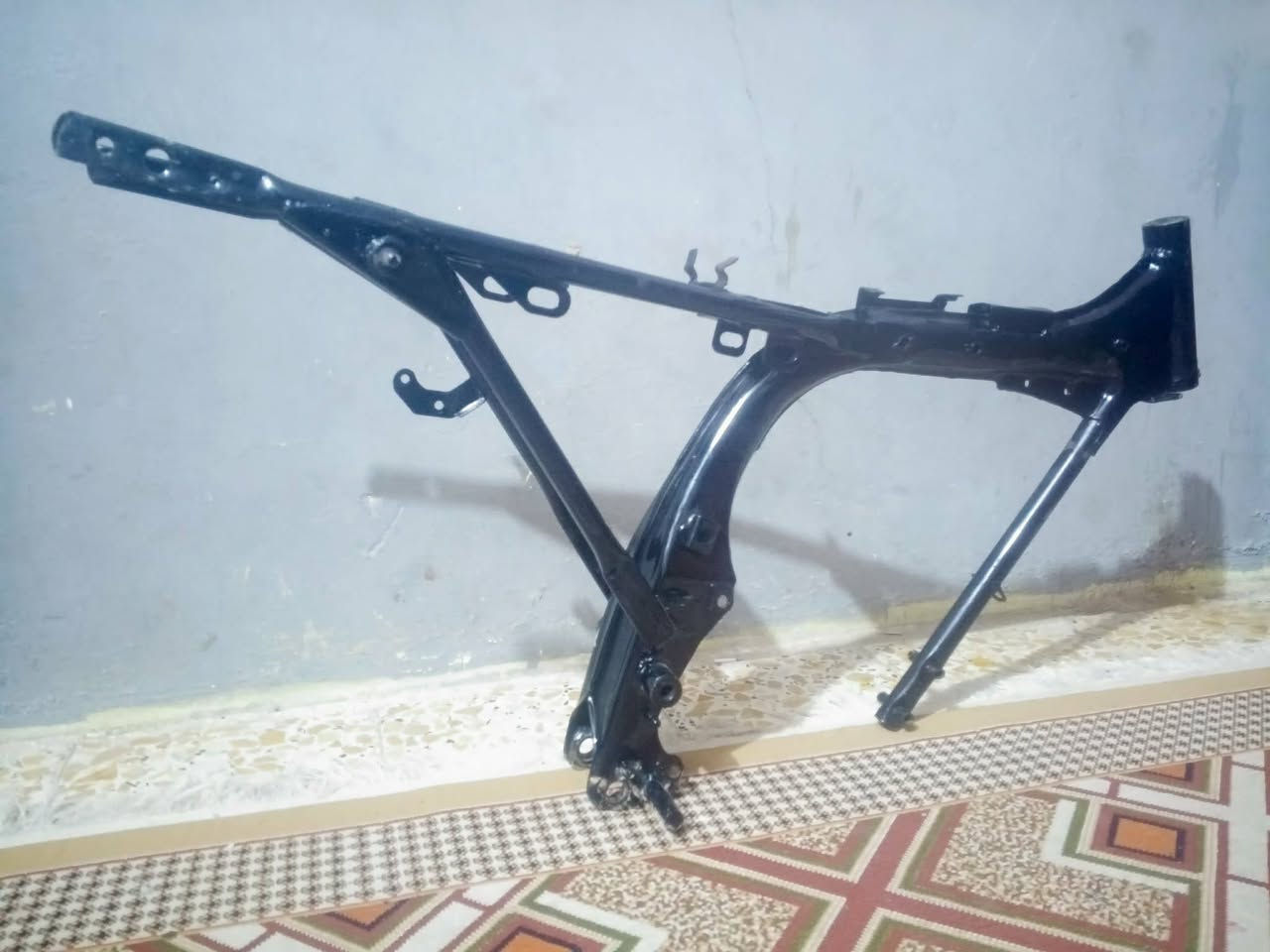 سلام عليكم شباب شاصي نامه فول لا الجيم ولا عواجالبيع بميه وذلاذين وبي مجال ***********
