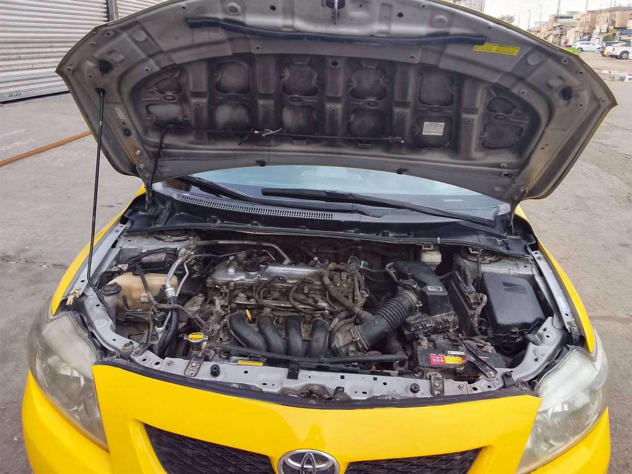 السلام عليكم
للبيع كورلا موديل 2010 سيارة نظيفه بمعنى الكلمه 

وارد امريكي  الحادث باب السائق ونص الدوسه 

كير محرك نظيف كهربائيات شغاله 

تبريد شغال 

رقم بغداد انكليزي هزه جديد 

سنويه بأسمي هيئة غرامه صفر  

تحويل ثاني يوم

مكان السيارة الاعظمية

السعر95

***********
