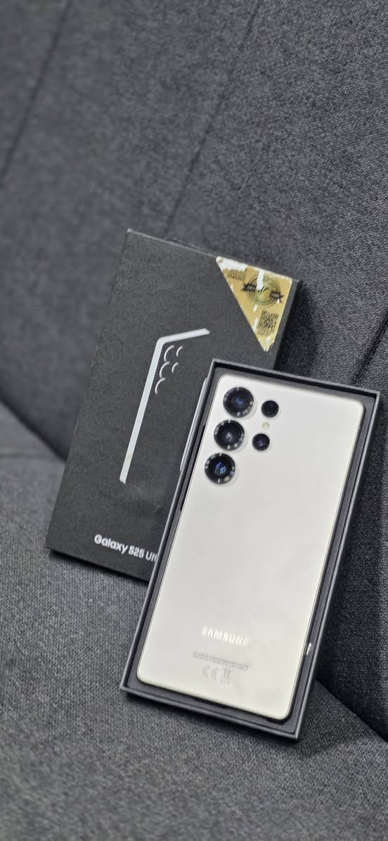 S25 Ultra ذاكره 256 رام 12جهاز مكفول نضافه  كامل ملحقات مع كارتون للبيع السعر مليون ٩٠ الف قفل مكاني بغداد م ص شراي يتصل فقط بيع***********
ملاحضه فقط بيع لا يوجد توصيل سعر قفل 
S25 Ultra ذاكره 256 رام 12جهاز مكفول نضافه  كامل ملحقات مع كارتون للبيع السعر مليون ٩٠ الف قفل مكاني بغداد م ص شراي يتصل فقط بيع***********
