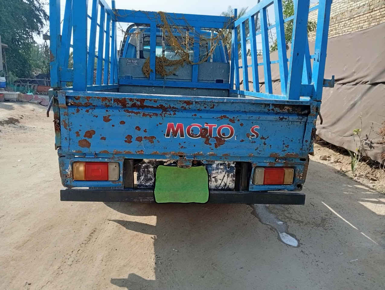 إعادة النشر بسبب وعود كاذبه السلام عليكم كيا للبيع موديل93محرك بيه بخار بدون تنقيص وكير واكسن مكفول تخم تاير جديد مكان السيارة نجف للاستفسار اكثر اتصل على الرقم ***********
