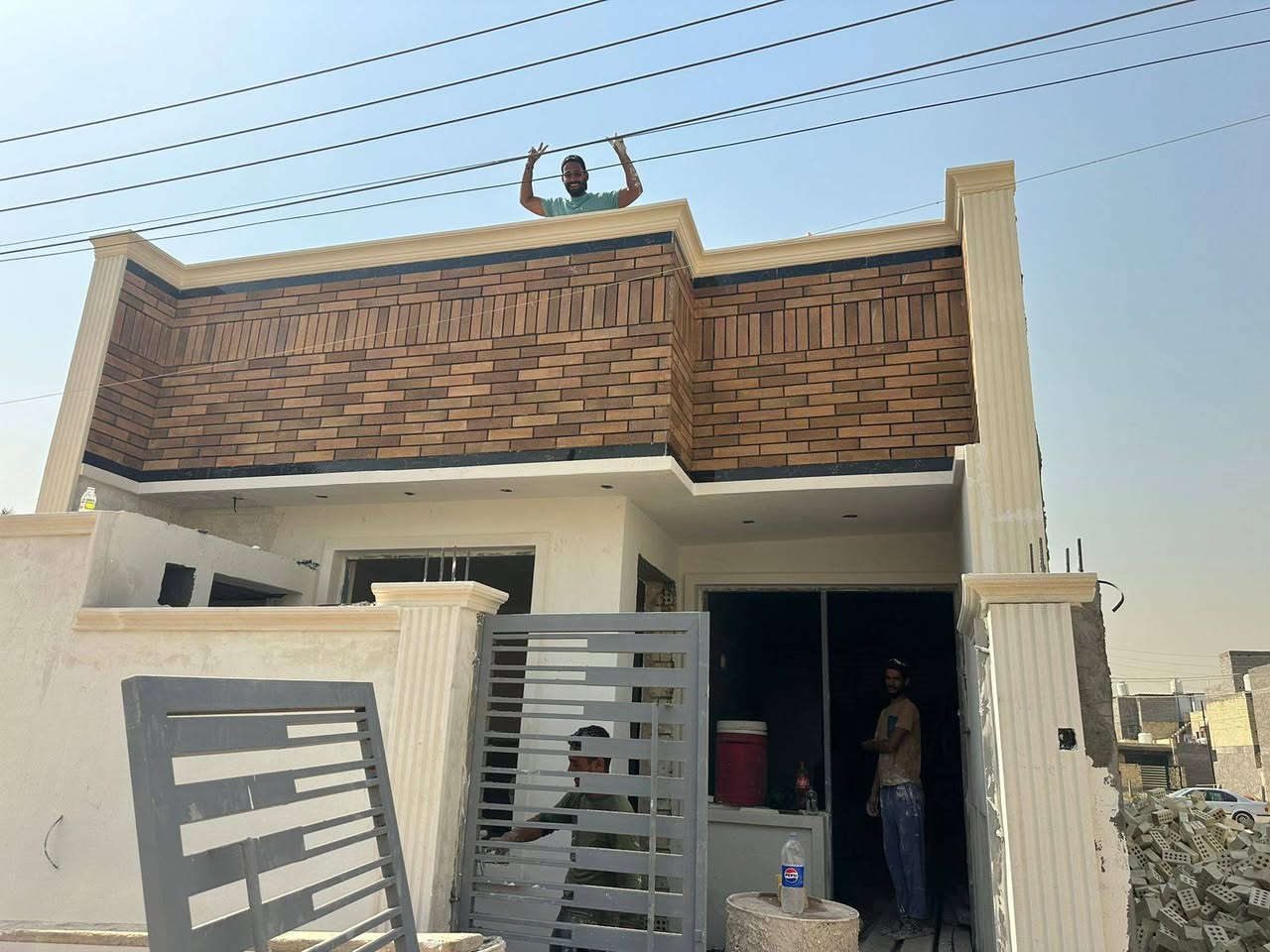 بناء مقاولات 
نبني لك المستقبل.. حجرًا فوق حجر، بإتقان يليق بطموحاتك! 

مع خبرتنا الطويلة وفريقنا المتخصص، نُحوّل أفكارك إلى واقع ملموس، ونقدم لك حلولًا متكاملة في عالم البناء والمقاولات، مع الالتزام بالجودة والمواعيد في كل خطوة.

خدماتنا:
 • إنشاء المنازل السكنيه أحدث التصاميم.
 • التشطيبات الفاخرة والديكورات العصرية.
 • أعمال الصيانة والترميم بجودة ***********📞 للاستفسار والتواصل: [  واتساب 

                    
📍 العنوان: [الدورة مدخل البوعيثة داخل مجمع بهاء المدن قرب مزرعة سعف]
تندر مقاولة بناء
١-حفر ستتنك اثنين في اثنين
٢-دفن الأرض طبقة تراب مستوى الشارع
٣-دفن الأرض طبقة سبيس(١) سكس
٤-رش نفط اسود
٥-فرش طبقة نايلون
٦-تسليح الرفت 1طن ابو  النص نوع ff فقط 
٧-أبعاد الاترية  40 سنتيمتر لكل منهم
٨-إضافة مبيد حشرات
٩-طابوك جمهور عراقي
١٠-مد جسور تحت ‏الجدران في الرفت شيش ابو  والنص
١١-ارتفاع السقف ٢٠(cm)
١٢-انابيب البركة العراقي للمجاري الصحية
١٣-صب الرفت c30  الفحص يضاف عند الطلب
١٤-ارتفاع الرفت 40cm
١٥-درج عدل(الدرج المكسر اضافة عند الطلب
١٦- بتلو ارتفاع 15 غير مسلح 
١٧-ارتفاع السقف 3,10  من ارفت
١٨ - سقف الطابق الاول فرس مع نزال على الشبابيك والابواب
١٩- تسليح شيشة FF
٢٠- كمية شيش السقف الاول طن وربع مع شيش ابو ١٦ )6شيش
١٧-صب السقف الثاني c30 الفحص يضاف عند الطلب
١٨- ارتفاع الستارة 1,50 تيفة
١٩- بيتونة شطح عند زيادة المساحة يضاف المبلغ
_____________________________________ 
٢٠-اشتايكر عراقي محلي
٢١-الفلين او الفوم اضافة
٢٢-تشميع الخارج
٢٣- لبخ البيتونه والمنور ونثرة 
٢٤ ترطيش  الداخل بالماء والاسمنت 
٢٥- انارة الغرف كل غرفة ٦ انارة حمام ١ 
٢٦- الواجهه ٦ انارة 
٢٧-سويج بلك ٢ كل غرفة 
٢٨-كهرباء سيمنز ( بواري كهرباء عند الطلب)
٢٩-واجهه صقل كلاسك وكوبلنات(او)صقل وتطعم
٣٠-سيراميك جدران ايراني المنشأ(٢٠*٦٠)عمل بسيس
٣١-ابواب الداخلية تركية مغلف pvc
٣٢- باب الاستقبال قاصة
٣٣-بال المطبخ المنيوم صيني المنشاء فقط
٣٤- انابيب الماء تركي ppr مسلح
٣٥-محجر المنيوم  فقط
٣٦-حجم الشباك الواحد ١،٥*٢
٣٧- فريم الشباك مليم ونصف
٣٨-باب خارجي  حسب الطلب
٣٩-تانكي ماء
٤٠-سخان
٤١-ماطور بوستر
٤٢-صبغ الدار ناشيونال
٤٣-بلك سويج صيني المنشاء ضمان ٢٥سنه
٤٤-ارضية الدار بورسلين ايفا ٦٠*٦٠
٤٥-ازاة ايراني المنشاء
٤٦-بايات الدرج بورسلين 
٤٧-مغاسل تعليك
٤٨-تنصيب غربي  طرح (التعليك او التيسكا اضافة)
٤٩-جميع الأعمال سمنت عادي
٥٠صاروخية في المطبخ فقط
٥١ -تأسيس منظومه تقطير سبلت
٥٢- بيجة ٣٠ في البيتونة 
٥٣ -مرد مي ١٠ في السقف الاول والثاني
 ***********
موقع المكتب البوعيثه مجمع الحليم مكتب زهرة بغداد
