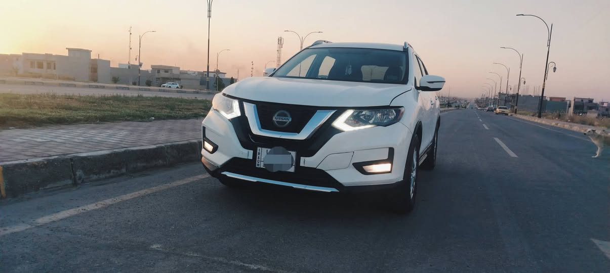 NISSAN ROGUE 2018 SV
مواصفات 
بصمه دخول 
بصمه تشغيل 
تشغيل عن بعد 
رادار امام 
رادار جانبي 
تحديد مسار 
كروز سرعه ذكي 
كشنات هيتر 
صندوق كهرباء 
ويل كب حجم 17 رقم نينوى 
شرط التحويل 
جاملغ امامي مبدل ومصبوغ  بدون ايرباك بشرط مع بارد بسيط صور ضرر مرفقه داخل المنشور 
السعر المطلوب 149 
قابل للتفاوض
للاستفسار الاتصال على الرقم ***********
