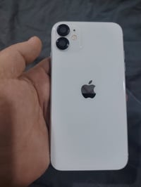 آيفون ١١ • ١٢٨ • بطارية ٧٥