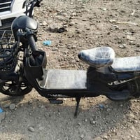 ماطور شحن حجم 14 الماطور نضيف فقط عداد السرعه عاطل ويتصلح ب 5 آلاف الب...