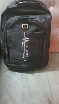 شنطة مدرسية • للبيع