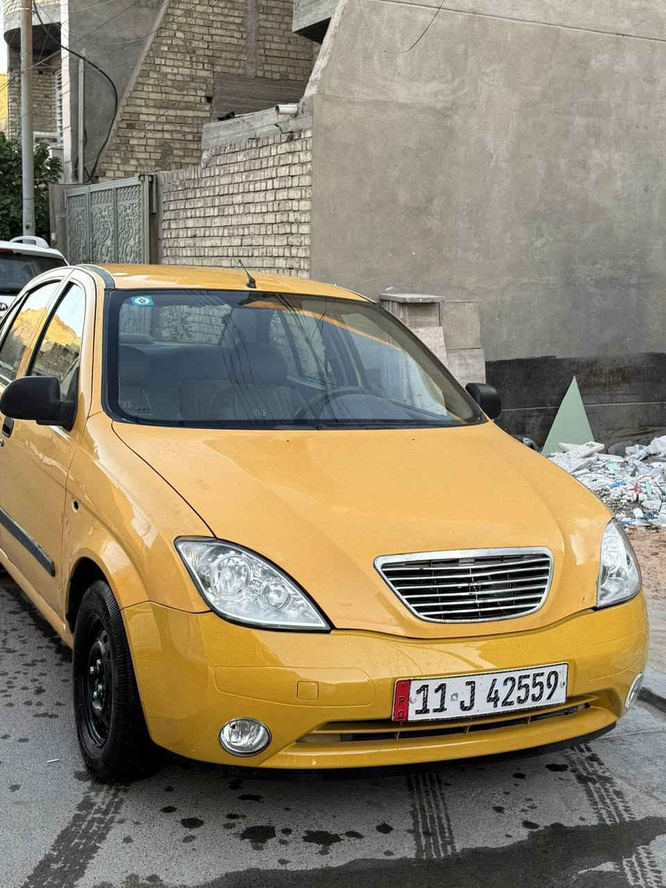 طيبه للبيع مديل 2015 تبريد ثلخ  صدر جديد تايرات جدد هيئه مصفره وتحويل مباشر  مكاني بغداد الغزاليه ***********
