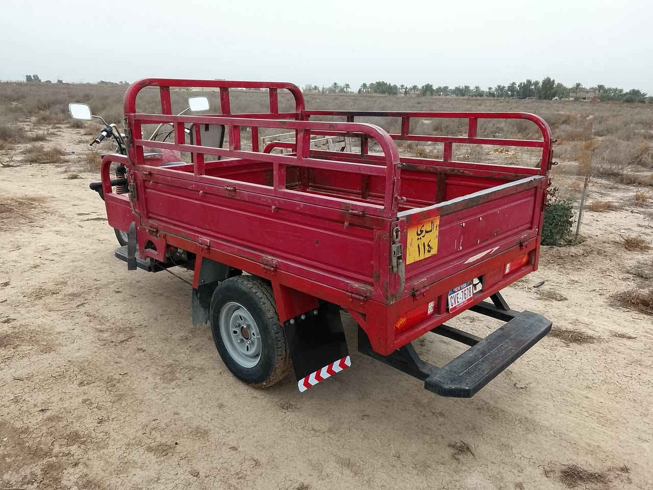 ستوتة دايوان
شاصي مكفول وكشر كلش نظيف بدون خياسات 
كهربائيات شغالة محرك نظيف 
ستوتة جاهزة اوراق رسمية 
السعر مليون ومية 
بغداد حي الرسالة قريب البياع 
***********
