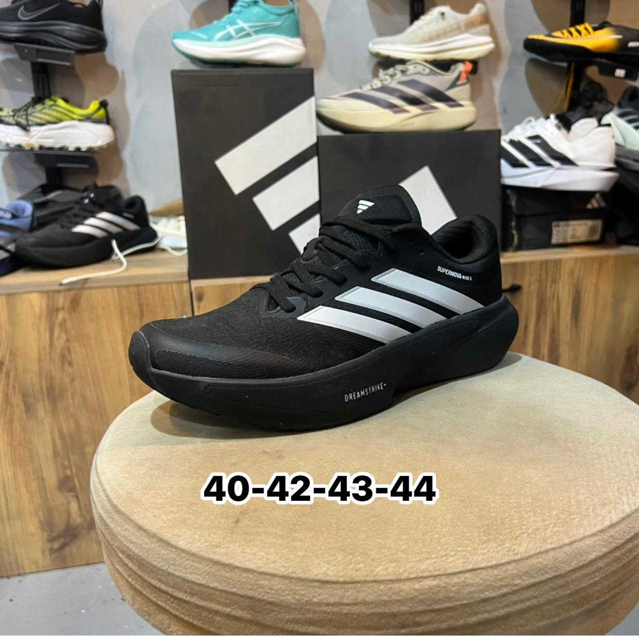 👟 أحذية رياضية رجالية ونسائية متنوعة 👟

متوفر لدينا تشكيلة واسعة من الأحذية الرياضية بأجود الخامات المتوفرة في السوق ( سوبر ماستر)، وبموديلات تناسب مختلف الأذواق.

💰 الأسعار تختلف حسب الموديل والقطعة.

📩 للاستفسار وطلب الصور والأسعار يرجى مراسلة الخاص.

🚚 عرض خاص: توصيل مجاني للطلبات التي تبلغ قيمتها 100,000 دينار عراقي فأكثر.

⚠️ ملاحظات مهمة:
• السعر ثابت وغير قابل للنقاش.
• يحق للزبون فحص البضاعة أمام مندوب التوصيل.
• بعد الاستلام لا نتحمل مسؤولية التبديل أو الاسترجاع.

أهلاً وسهلاً بكم


**إذا كنت صاحب هذا الإعلان وتريد حذفه لأي سبب، رجاءا أرسل رسالة إلى الدعم الفني**