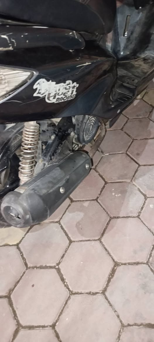 دراجه سكنس لبيع مكينه ما مفتوح دراجه خير من الله بس عوزه ملف ناريه دراجه سعر 300  الرقم***********
