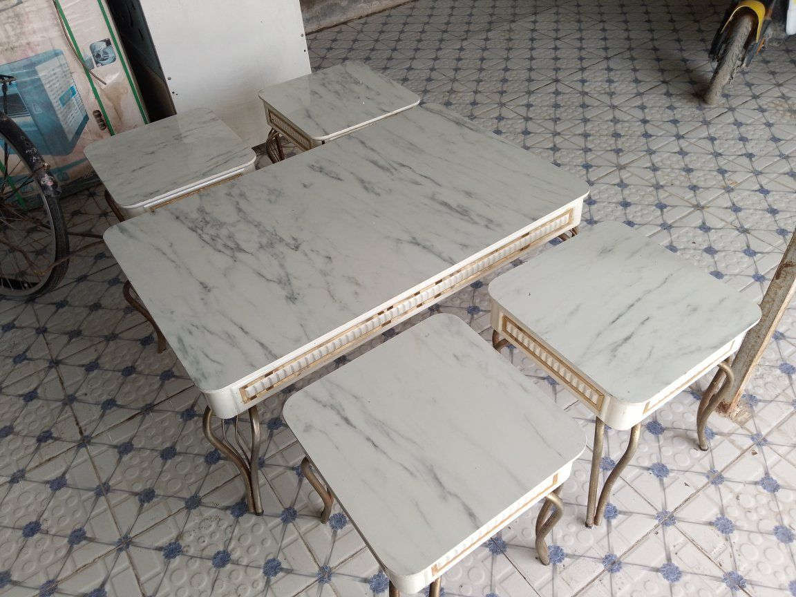 للبيع السعر 65 مجمع حطين مقابل المنتزه ***********
