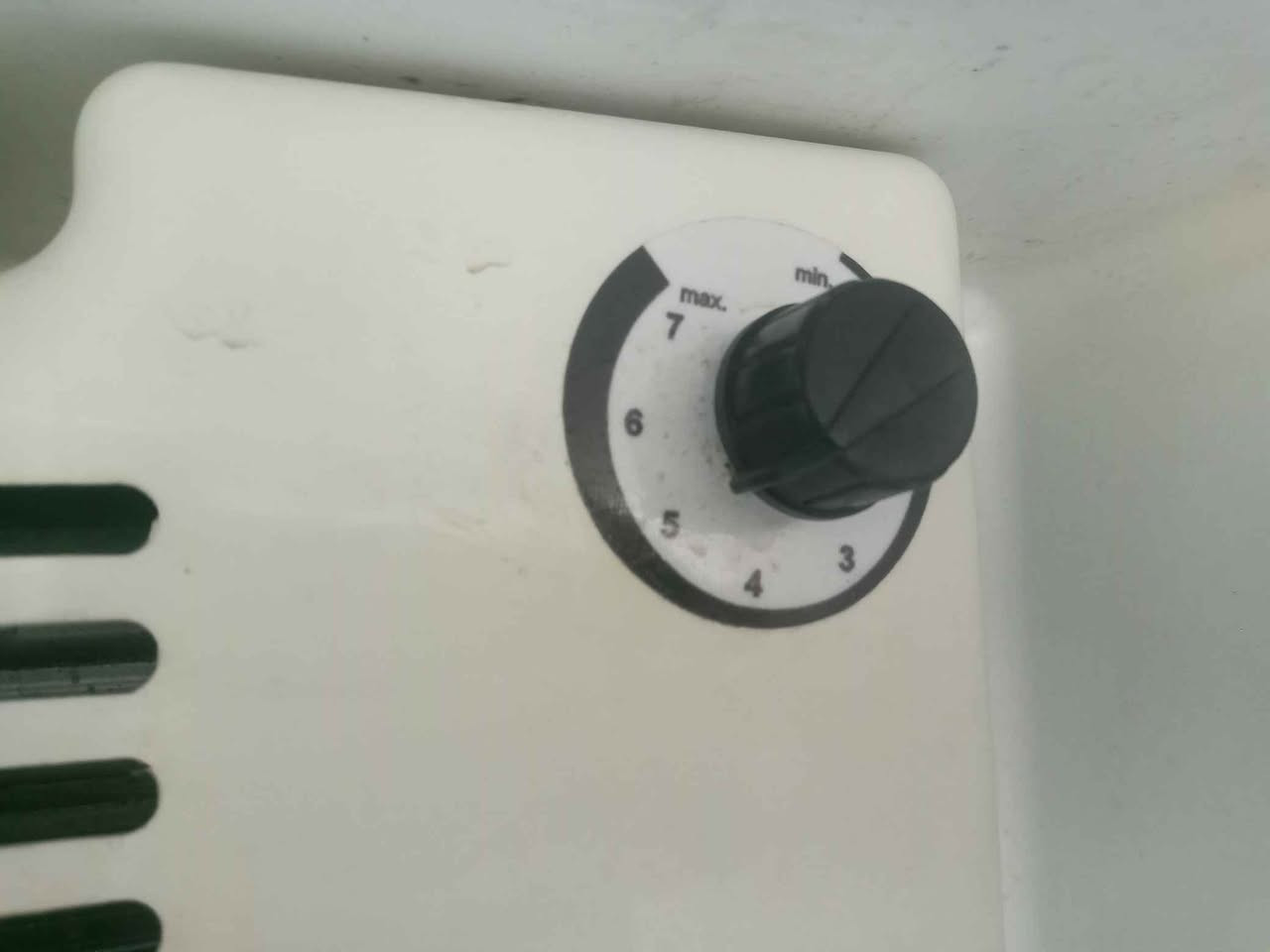 سلام عليكم براد كبير شغال تبريد فول ثلج +  مجمدة سحب مال مرطبات للبيع ثنينهن نضيفات ما مستخدمات هواي شرط تبريد ثلج الاستفسار الاتصال على رقم *********** عمارة, ميسان
