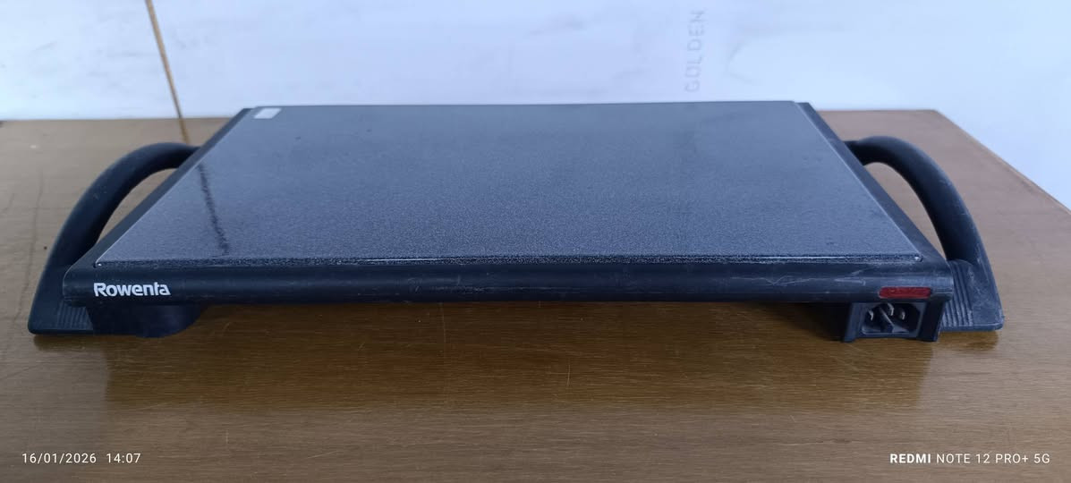 اليفيدنه الغراض خلي ينطي سعر وياخذهن بالعافيه


**إذا كنت صاحب هذا الإعلان وتريد حذفه لأي سبب، رجاءا أرسل رسالة إلى الدعم الفني**