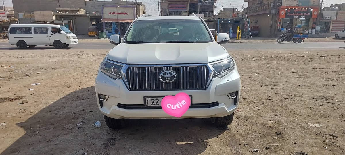 السلام عليكم لاندكروز برادو موديل 2018 فئة TX.S ماشيه 92 السياره مكفوله كفاله عامه كير مكينه كشر علئ وضع الشركه شرط التحويل مباشر رقم أربيل السعر 360 مكان السياره بغداد  تفاصيل أكثر اتصال ***********
