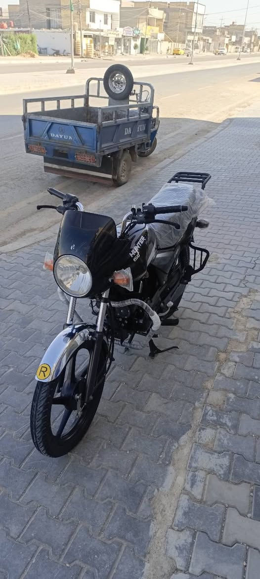 سلام عليكم دراجة هيرو 23البيع كامل مانقصهة اي شي مكان كوت خاجية رقمي ***********خاص مفتوح راسني بخدمتك
