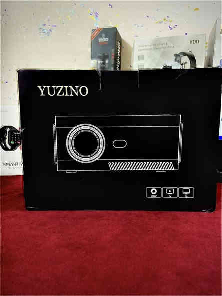 داتا شو Yuzino دقه 1080p حقيقي
مع امكانيه دعم دقه 4k 
تنربط مع جميع الاجهزه و الهواتف 
نظام صوت ستيرو 
تتوفر خدمه توصيل جميع المحافظات 
***********
