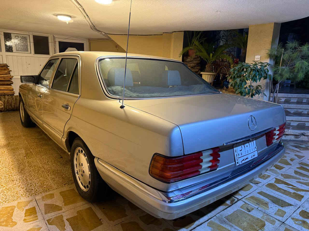 السلام عليكم 
اخوان مكلف 
مارسدس جامبو 
مصبوغه عام للجماليه 
سياره جديده حيل 
كابون بانزين بيها
غرفه جديده تبريد ثلج 
كير ومكينه  بشرط 
سياره ماتعوب عليها استفسار اكثر اتصال ع رقم 
***********
