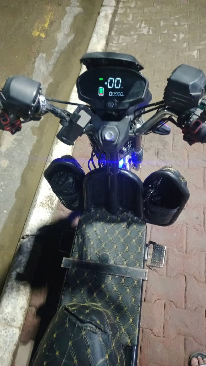 سلام عليكم  مطور شحن لبيع
مطور كلش نضيف  مابي ايشي 
بصمه. الكشر مالته كلش نضيف
السعر تعال خاص 
هذا  رقمي.  ***********
