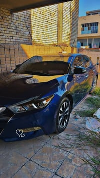 نيسان مكسيما 2017SR فول ماعدا فتحه جاهزه من كلشي  مواصفات السياره  ريا...