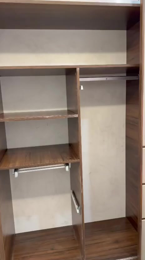 غرفة نوم تركيه بدون سرير كنتور كومديات اثنين ميز تواليت ومرايه مع كومديها للبيع


**إذا كنت صاحب هذا الإعلان وتريد حذفه لأي سبب، رجاءا أرسل رسالة إلى الدعم الفني**