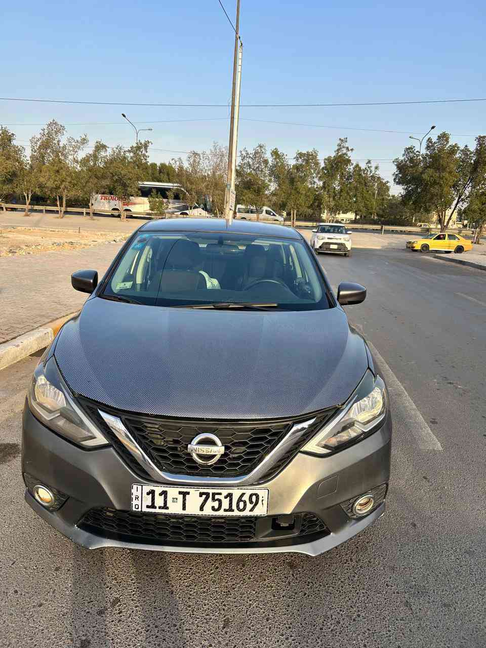 نيسان سنترا موديل 19 ماشيه 67 الف بيه بنيد وبارد بجاملغ فقط واكو طخه موضحه بصوره ممصلحه بعد السياره على وضع الشركة مكاني بغداد الغزالية *********** السعر 110 وبيه مجال حك الجية
