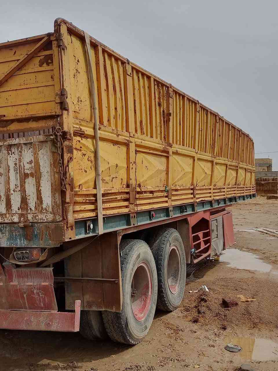 السلام عليكم للبيع عربانه حداديه

شاصي ألماني دانكير 14 مربع

جاهزه للعمل مكان كوت

.السعر 47 او بيه مجال

***********
***********
