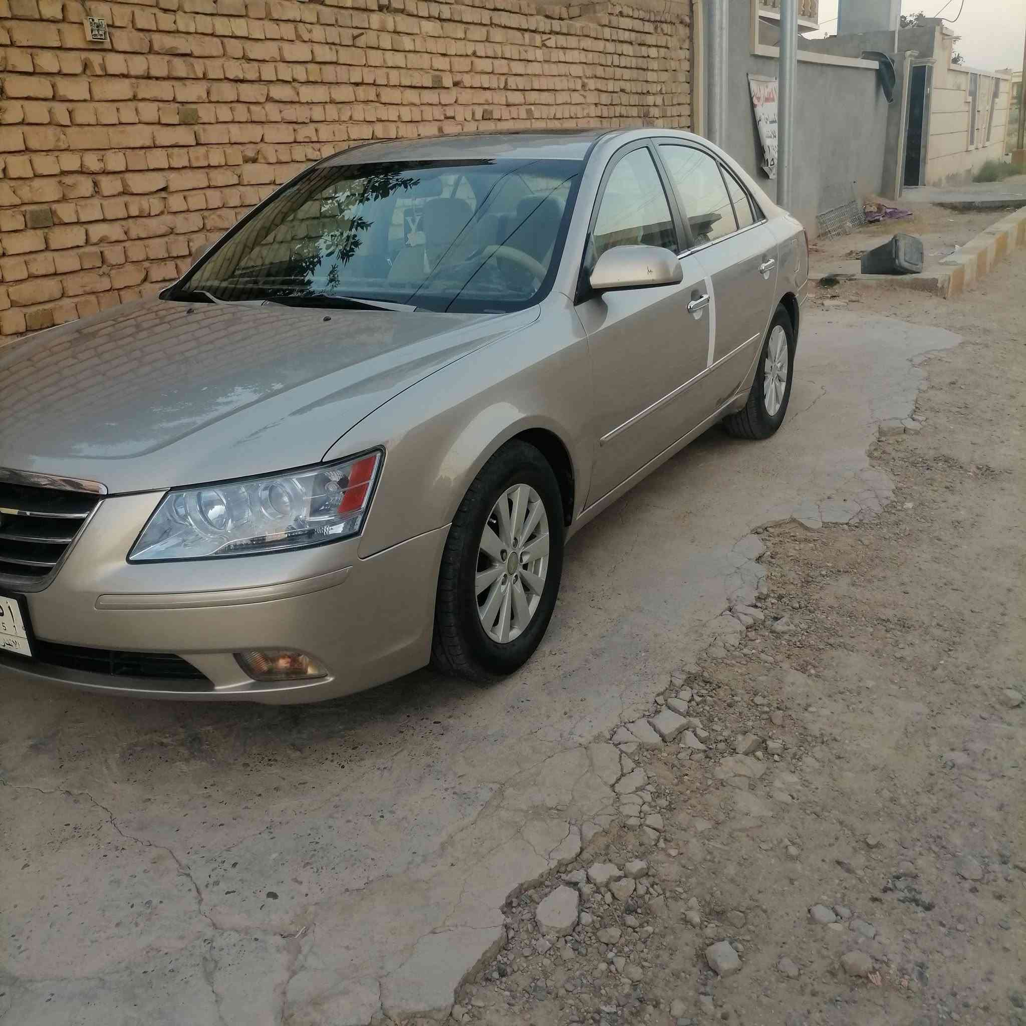 سوناته وارد امريكي رقم انبار موديل 2009 فول مواصفات ضرر جاملغ خلفي وصبغ باب وتبديل قبق جنطه كير ومحرك مكفولات صدر خلفي ومامي وتخم تاير تبريد ثلج جاهزه من كلشي سعر 110 وبيه مجال مكان سياره فلوجه  *********** /  ***********
