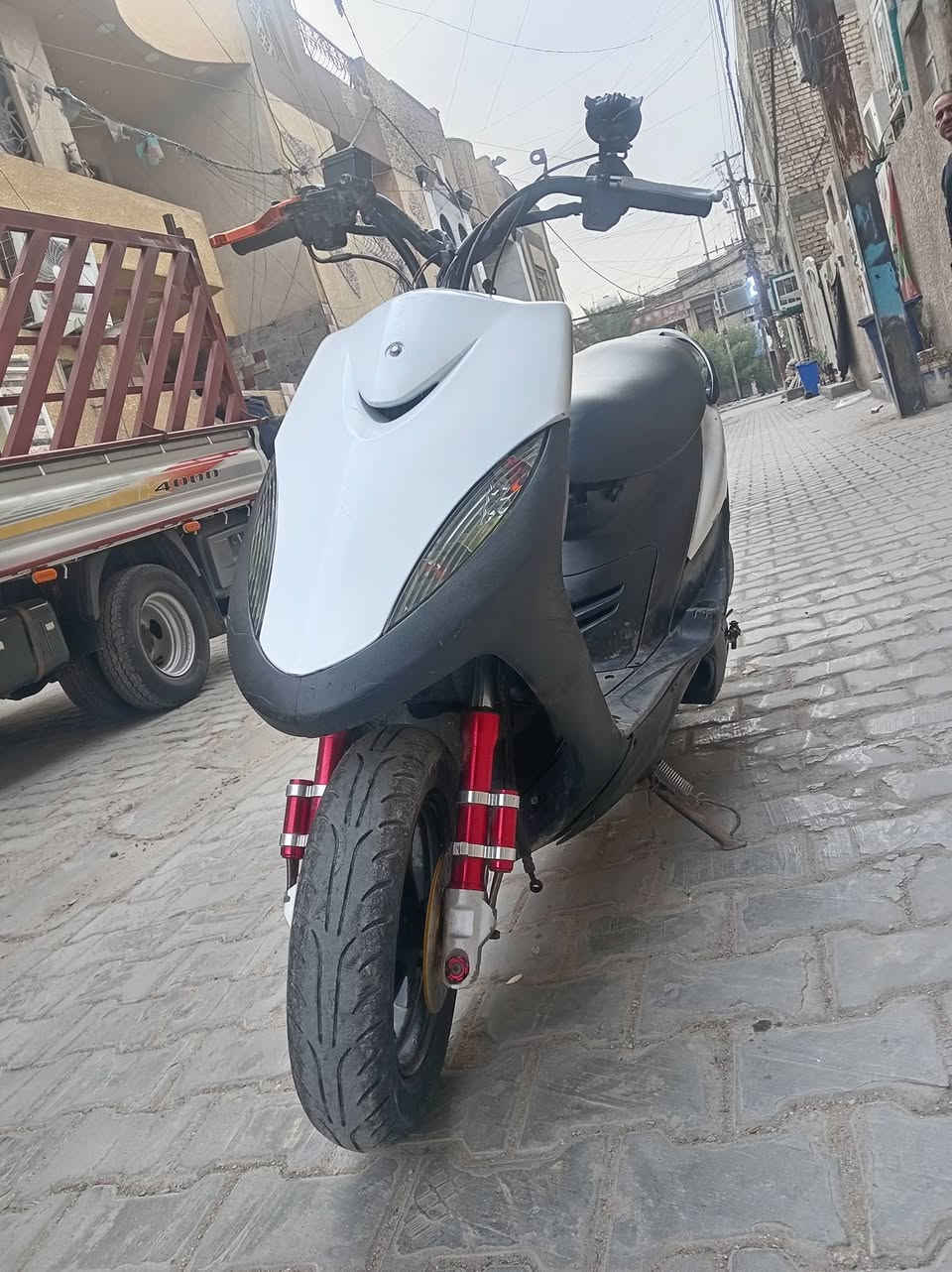 السلام عليكم درجه ماكس 120مال العب درجه مرتبه وحلوه بوشه 55 سلف رياضي صدر رياضي  السعر 450 وبيه مجاال عنوان بغداد شعله 

رقمي ***********
