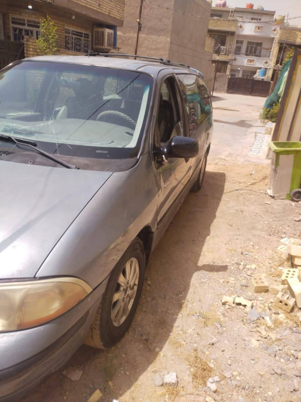 سلام عليكم فورد وندستار موديل الفين رقم بغداد مااندل مالكها ابيع بدون سياره طفت بعدماتشتغل مكينه وكير مكفولات متروكه صار ٣اشهر للبيع سعر ٢٠وبيها مجال مكان سياره بابل ***********اخوان سياره بدون مالك ابيع الي تفيده تفصيخ يصلحها
