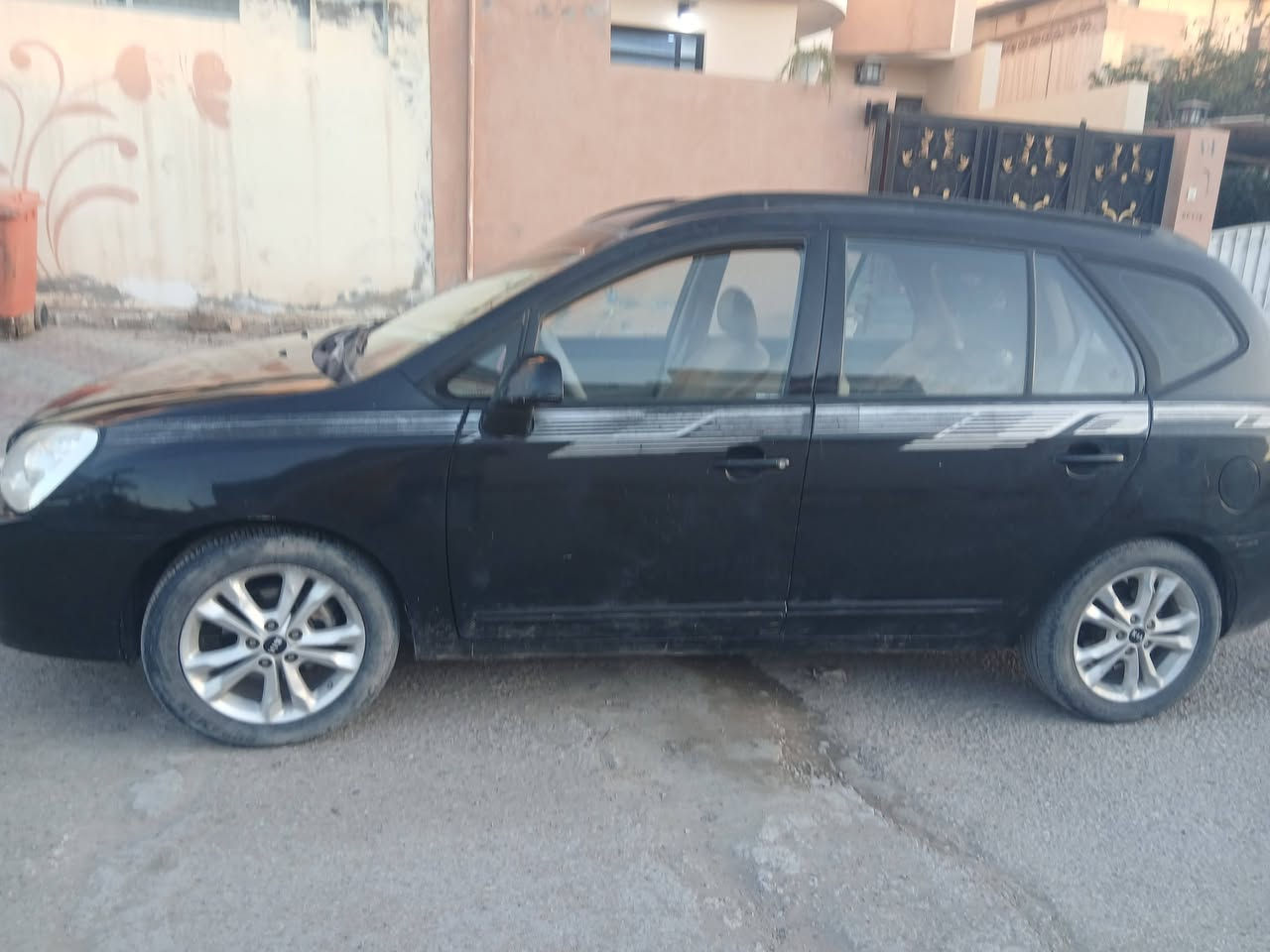 السلام عليكم كيا راندو 2008 محرك 6V
رقم كركوك مشروع وطني ضررها بنيد مبدل وجاملغ عكس السايق مبدل وبيها 3قطع صبغ سنوية لحد 28 رقمها رباعي شبه مميز مكاني سامراء سعرها 82وبيها مجال بسيط جداً واذا شراي تشلع عيوني.. اذا ماعجبك السعر لاتكسر بحلال العالم 
الرقم: ***********
