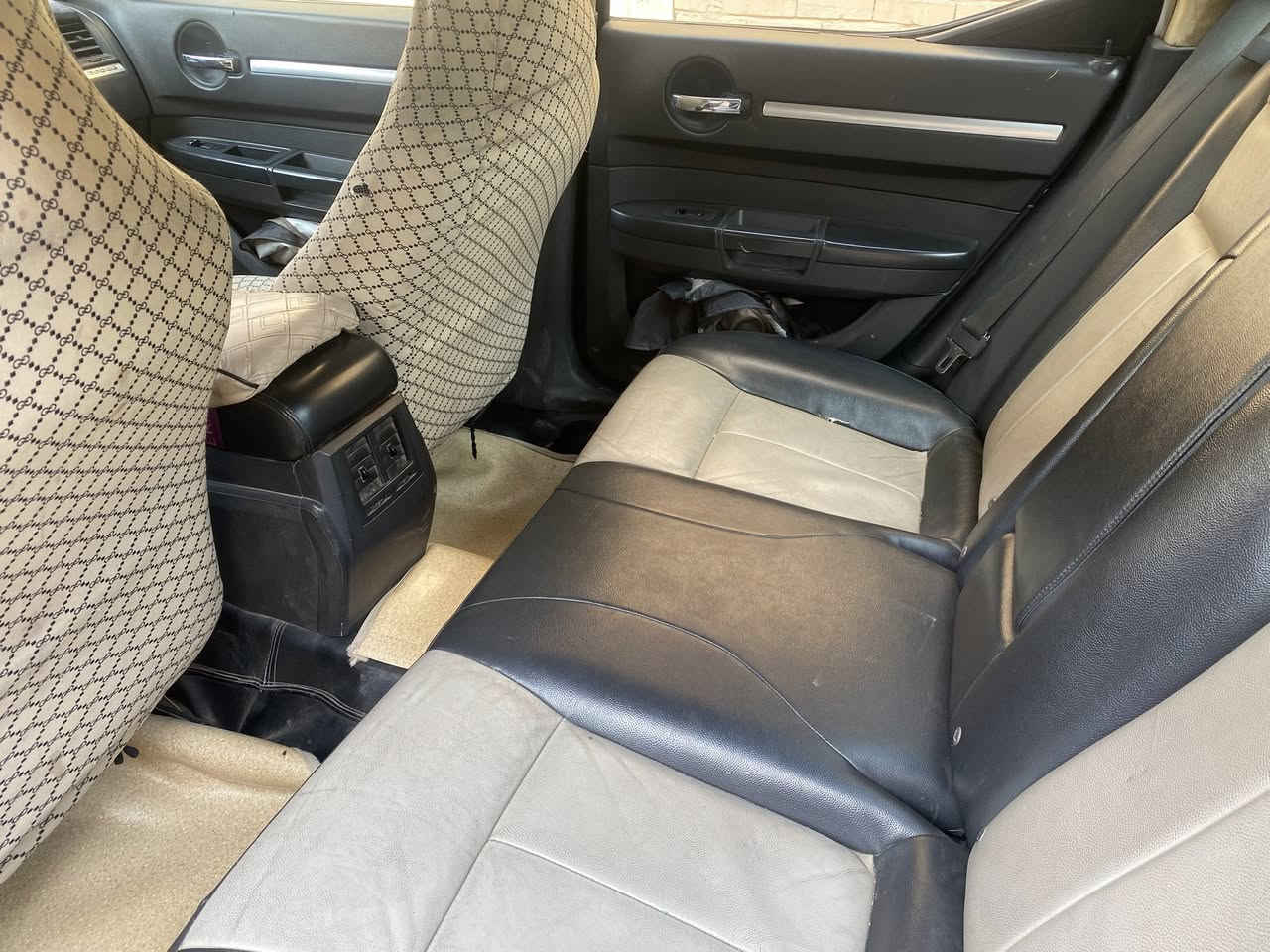 سلام عليكم دوجج جارجرموديل 2010للبيع السيارة اب اسمي تحويل مباشر غرامات هيئه كله مصفره السياره بيه بس بارد بل جاملغ اوباب بارد مكينه كيرحداديه كله جاهزه نعمه من الله سيارة كلش نضيفه العنوان ميسان والسعر 105اوتحياتي للجميع


**إذا كنت صاحب هذا الإعلان وتريد حذفه لأي سبب، رجاءا أرسل رسالة إلى الدعم الفني**