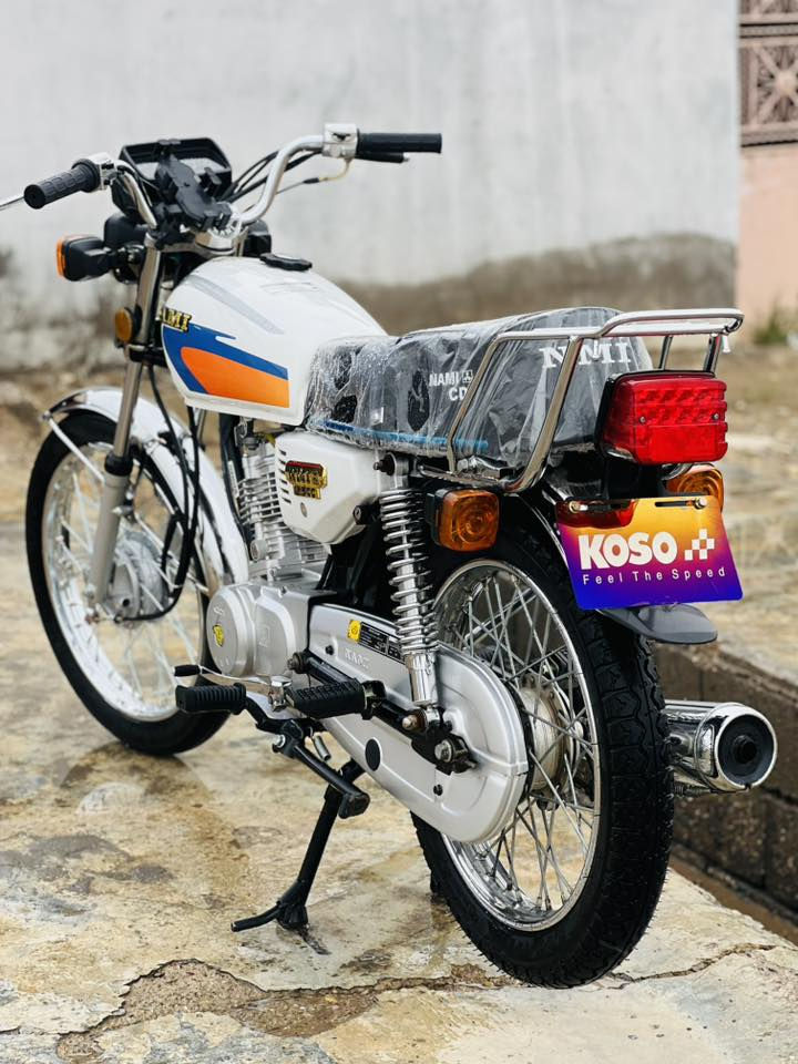 سلام عليكم دراجه اربع كير شلامجه كفاله عامه
مكينه ما مفتوحه كهربائيات كله شغال
اوراق اصولي  جاهزه 
مكاني واسط
***********
