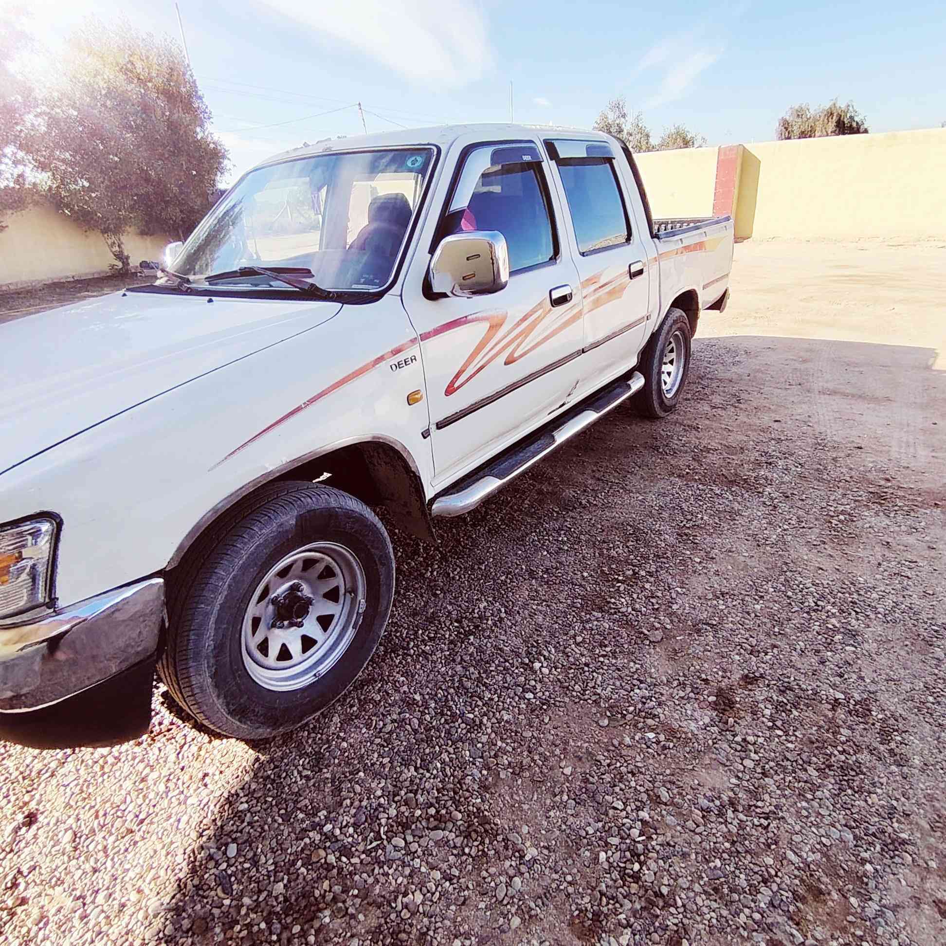 سلام عليكم دير2006نضيفه مكفوله من ضربه وتبديل سياره حلوه مال جناي سنويه2028سعر48وبيه مجال لشراي مكان نجف خان نص نتصال***********
