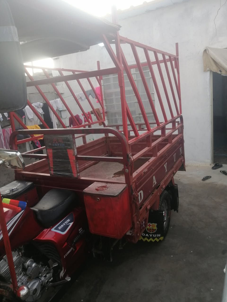 السلام عليكم ستوته للبيع اوراق كامله مسحوبه من المرور ومن القاضي ستوته كله قص ما بيها محرك نظيف شاصي نظيف رقبه نظيفه اوراقها كامله رقم الشاصي واضح كهربائيات كامله مكمله محجر نظيف العنوان بغداد المدائن سلمان باك ما بيها في العوز اضرب جير واطلع وين ما كان ستوته ناعمه ونظيفه مال واحد يريد يعيش بيها السعر 1100العنوان بغداد المدائن سلمان باك رقم الهاتف *********** ***********
