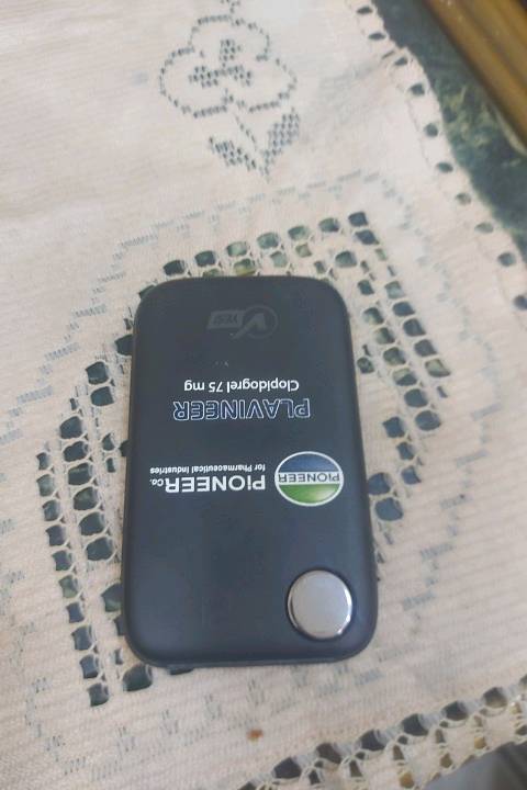 باور بانك قوي جدا  مناسب لجميع الاجهزه و بيه ضمان لمدة يومين مع هديه كيبل شحن مجاني التوصيل فقط داخل بغداد 
سارع بالحجز الكميه محدوده 