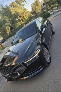 شباب .. Genesis g90 2020  مرقم بغداد الرقم الجديد السياره ٦ سلندر تون ...