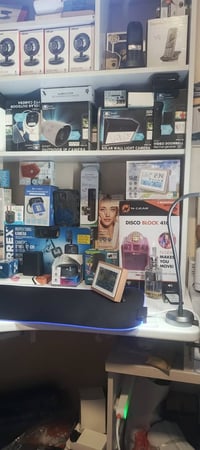 حبايب امزون اوربي  كلشي بسعر  الي يحب علكيلو او جمله  او مفرد  الكترون...